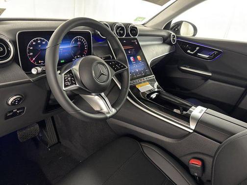 2025 Mercedes-Benz GLC 350e Base