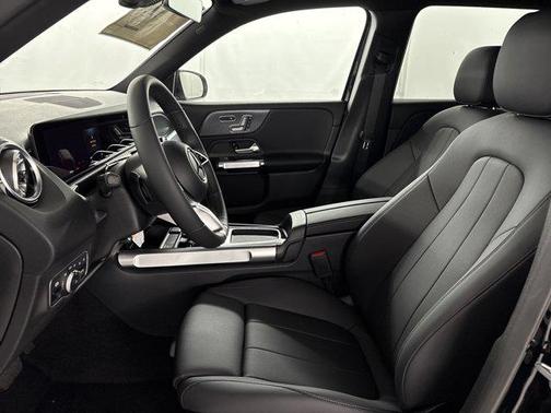 2025 Mercedes-Benz GLB 250 Base