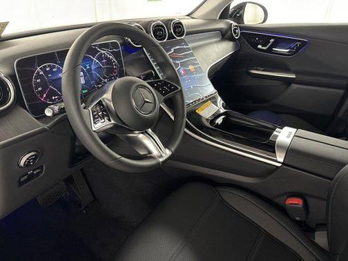 2025 Mercedes-Benz GLC 350e Base
