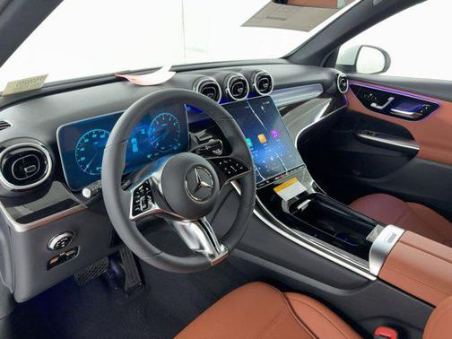 2026 Mercedes-Benz GLC 300 Base