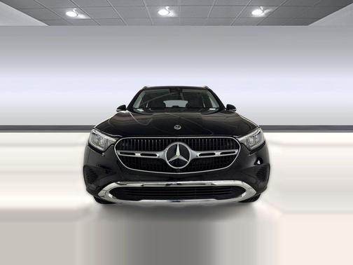 Black 2025 Mercedes-Benz GLC 350e Base
