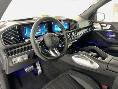 2026 Mercedes-Benz AMG GLS 63 Base