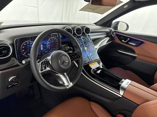 2025 Mercedes-Benz GLC 300 Base