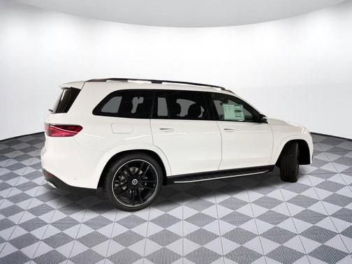 2025 Mercedes-Benz GLS 450 4MATIC