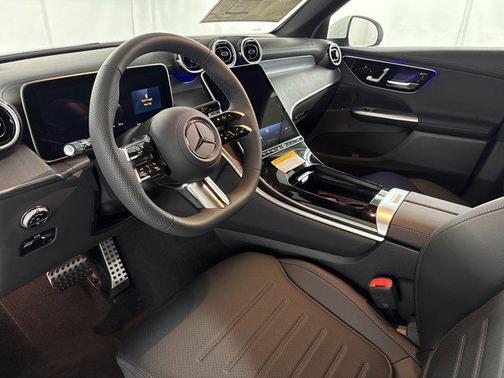 2025 Mercedes-Benz GLC 350e Base