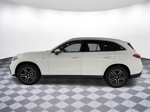 2025 Mercedes-Benz GLC 350e Base