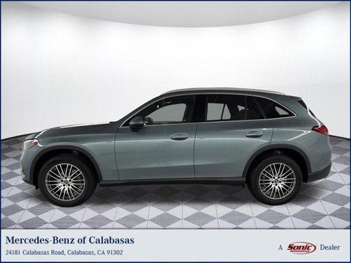 2025 Mercedes-Benz GLC 300 Base