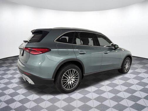 2025 Mercedes-Benz GLC 300 Base