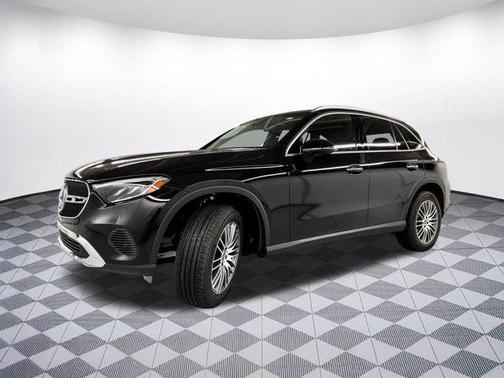 2025 Mercedes-Benz GLC 300 Base