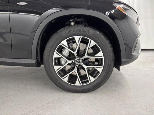 2025 Mercedes-Benz GLC 350e Base