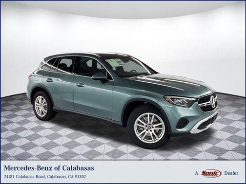 2025 Mercedes-Benz GLC 300 Base