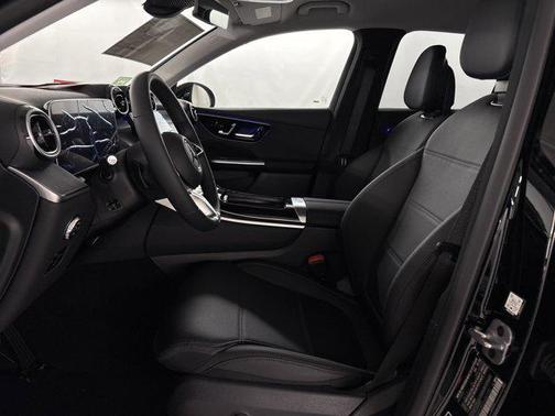 2025 Mercedes-Benz GLC 350e Base