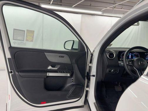 2022 Mercedes-Benz GLB 250 Base