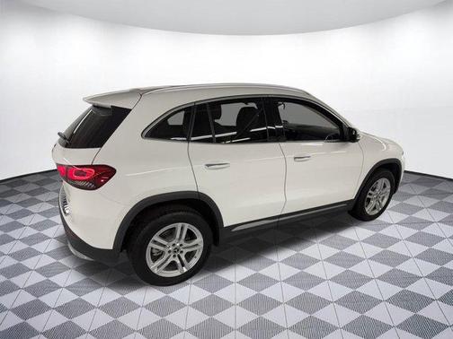 2022 Mercedes-Benz GLA 250 Base