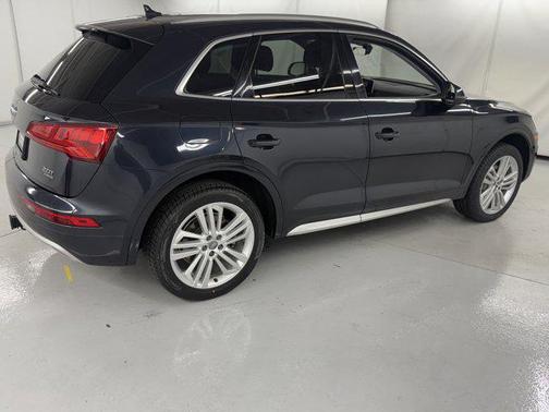 2018 Audi Q5 2.0T Premium Plus