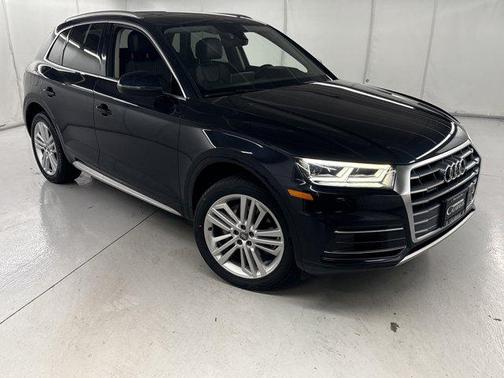 2018 Audi Q5 2.0T Premium Plus