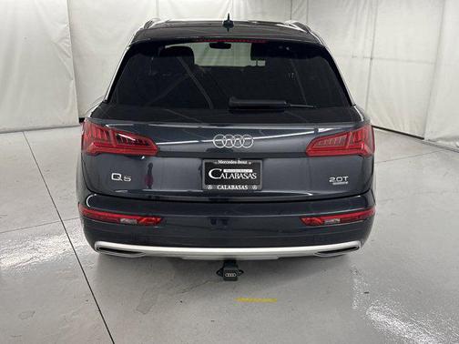 2018 Audi Q5 2.0T Premium Plus
