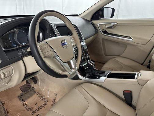 2015 Volvo XC60 T5 Premier