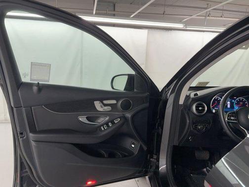 2022 Mercedes-Benz GLC 300 Base