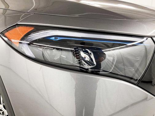 2025 Mercedes-Benz EQB 300 4MATIC