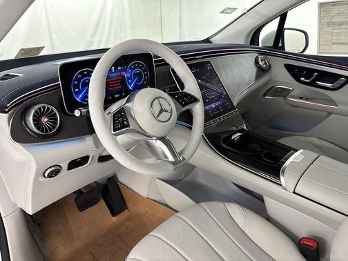 Polar White 2026 Mercedes-Benz EQE 320+ EQE 320+