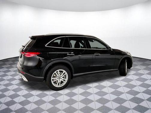 2025 Mercedes-Benz GLC 300 Base
