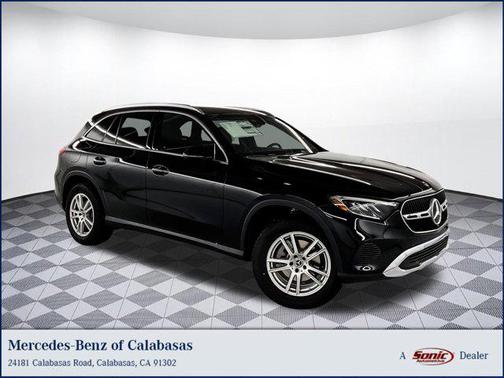 2025 Mercedes-Benz GLC 300 Base