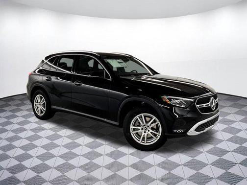 2025 Mercedes-Benz GLC 300 Base
