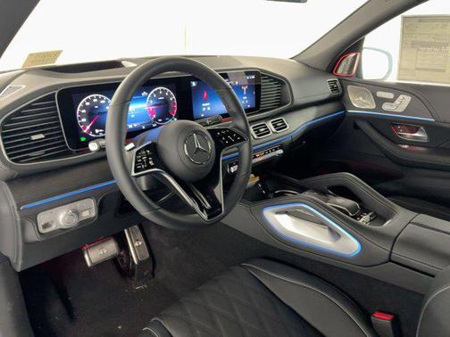 2025 Mercedes-Benz Maybach GLS 600 4MATIC