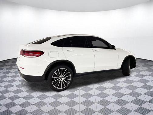 2022 Mercedes-Benz GLC 300 4MATIC Coupe