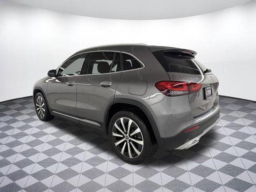 2021 Mercedes-Benz GLA 250 Base 4MATIC