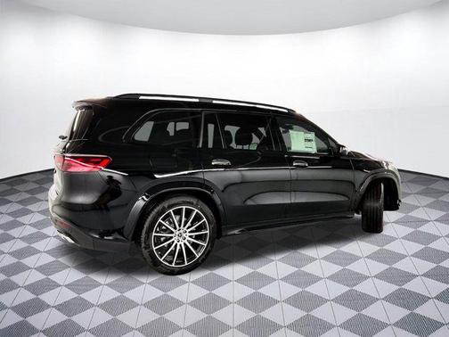2025 Mercedes-Benz GLS 450 4MATIC