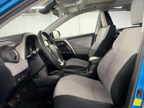 2018 Toyota RAV4 Hybrid XLE