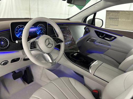 2026 Mercedes-Benz EQE 320 EQE 320