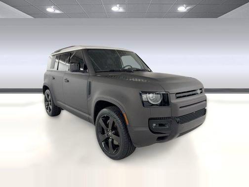 2024 Land Rover Defender 110 P400 X-Dynamic SE