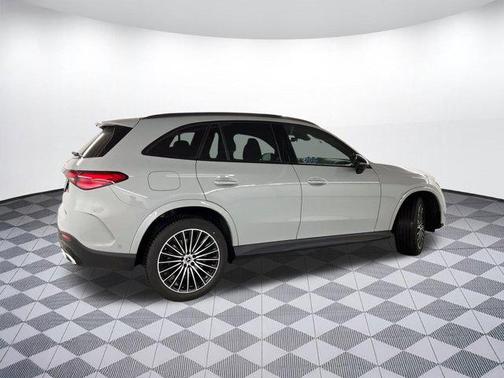 2025 Mercedes-Benz GLC 300 Base