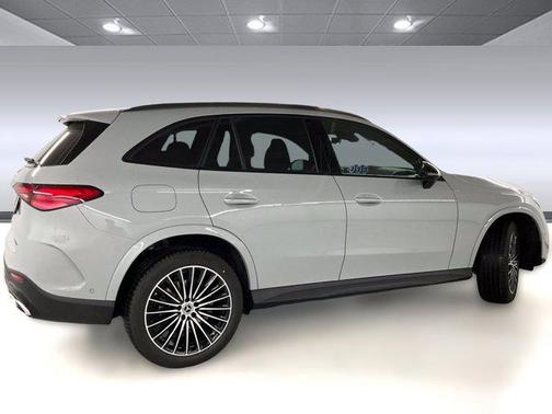 2025 Mercedes-Benz GLC 300 Base