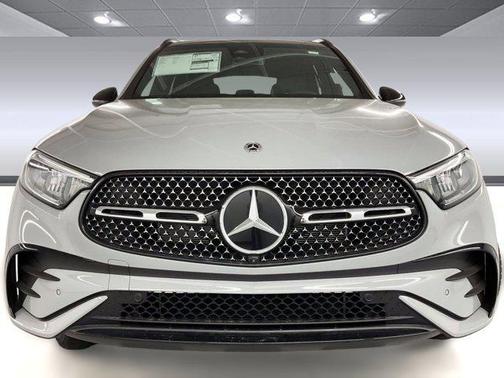 2025 Mercedes-Benz GLC 300 Base