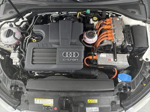 2016 Audi A3 e-tron 1.4T Premium