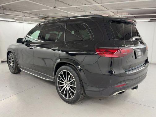 2025 Mercedes-Benz GLS 580 4MATIC
