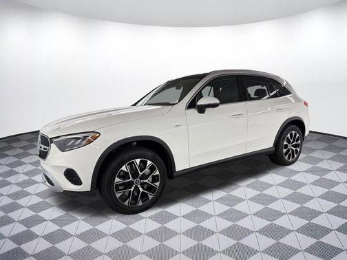 2025 Mercedes-Benz GLC 350e Base