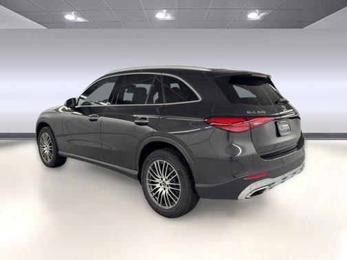 2026 Mercedes-Benz GLC 300 Base