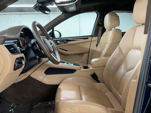 2018 Porsche Macan S