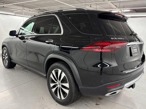 Black 2025 Mercedes-Benz GLE 450e 4MATIC