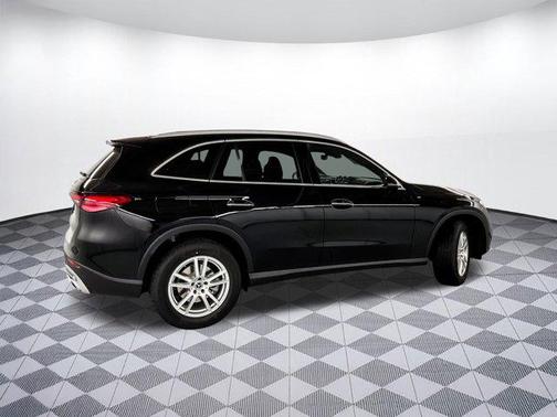 2025 Mercedes-Benz GLC 300 Base