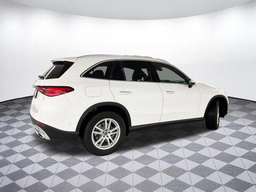 2025 Mercedes-Benz GLC 300 Base