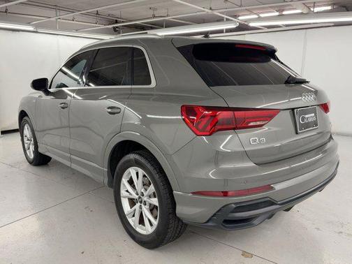 2021 Audi Q3 45 S line Premium