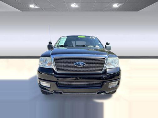 Black Clearcoat 2005 Ford F-150 XLT SuperCab
