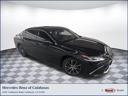 2024 Lexus ES 300h Base
