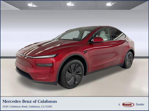 2026 Tesla Model Y Premium Rear-Wheel Drive